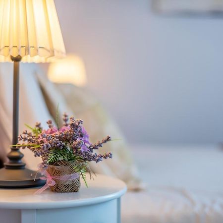 Old City Romantic Studios 4 With Free Private Parking Pula Bagian luar foto